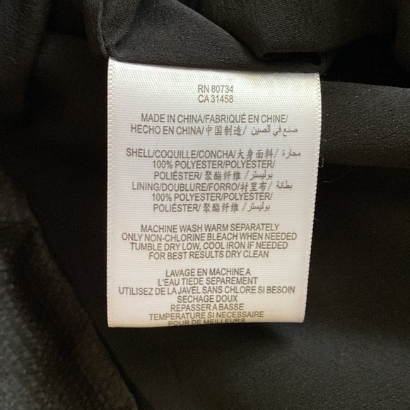 BCBG Generation a black Mini Dress with pockets - Picture 3 of 10